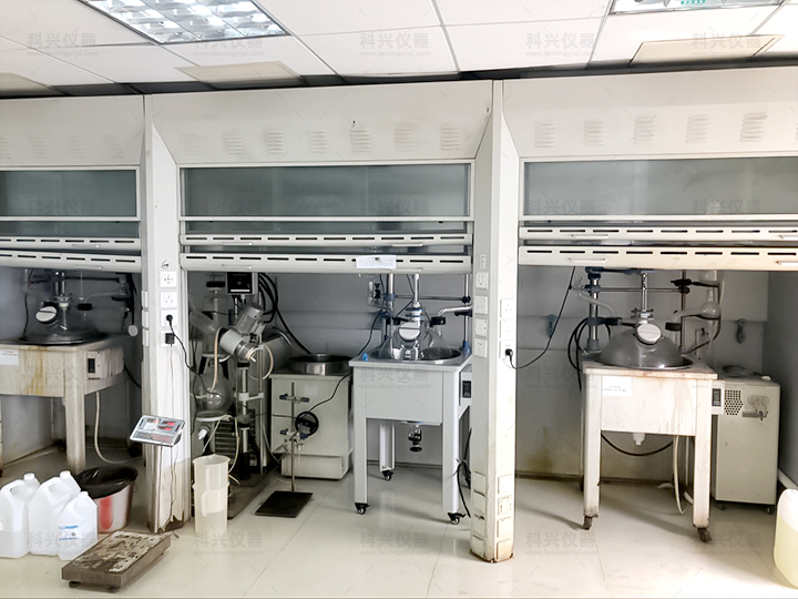 上?？婆d儀器與某公司合作